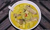 Зеленый карри с курицей  (Кенг Кьяо Ван, แกงเขียวหวาน) 