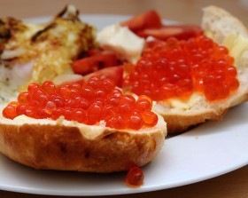 Salmon_caviar