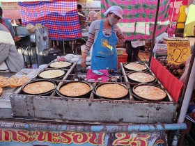 thai-oyster-pancake-hoi-tod (2)