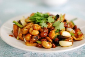 kurica-s-keshyu-po-tajski (7)