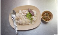 Курица с «жирным» рисом Као Ман Кай (ข้าวมันไก่) 